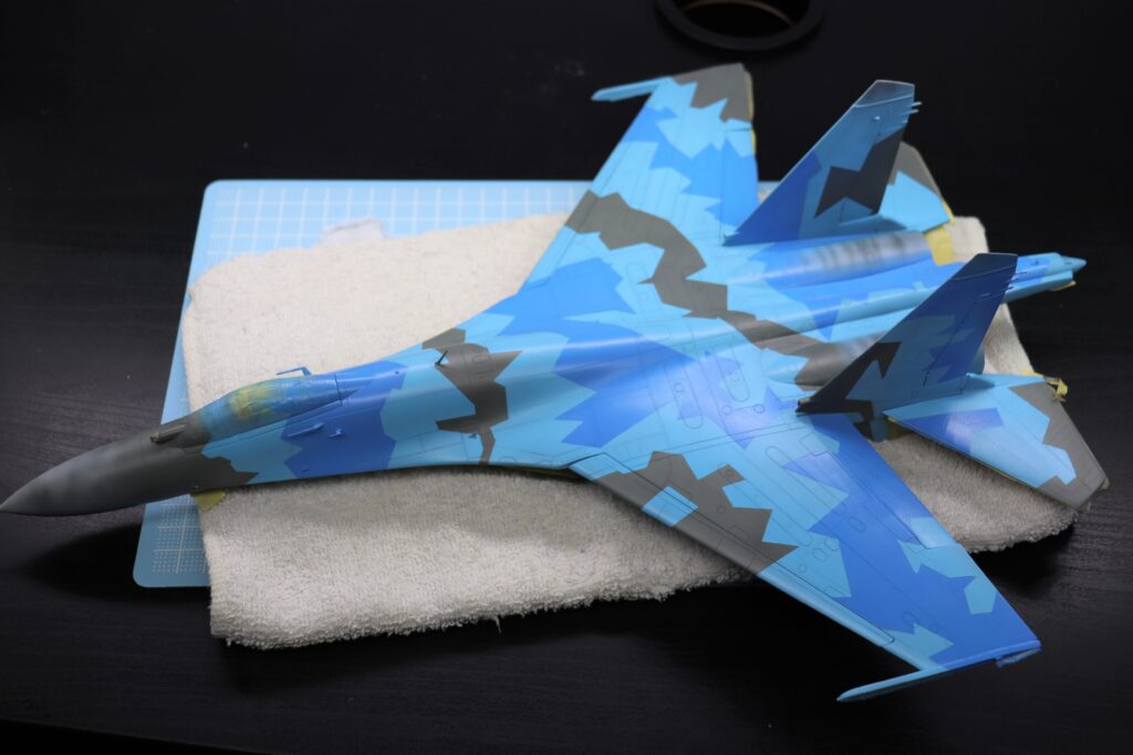 製作記】Eduard エデュアルド 1/48 Su-27B フランカーB ウクライナ空軍