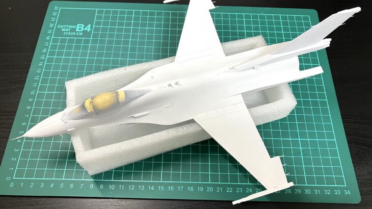 【製作記】ハセガワ　1/48　F-2A　飛行開発実験団　501号機　特殊形態　⑦塗装編（その１）